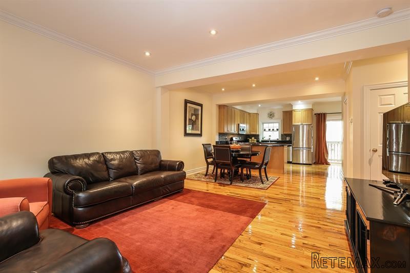 3 bedroom House For Sale: 60 Lathers.. - 2