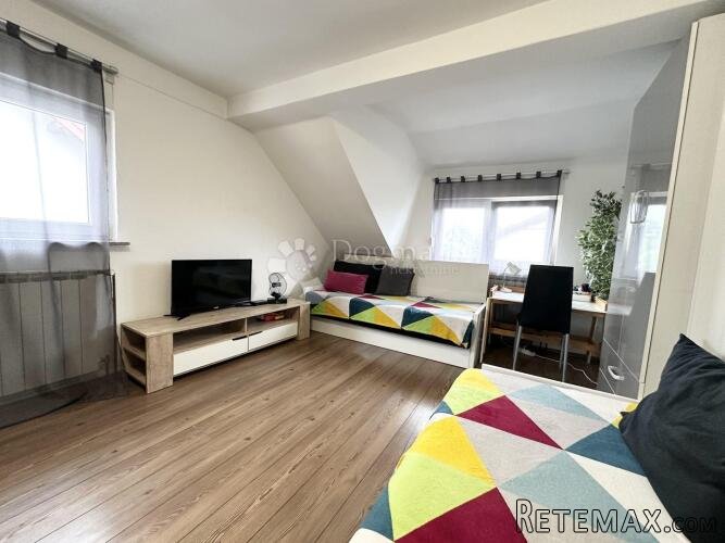 Investicijska prilika - 2 uređena stana u Čulincu ukupno 80m