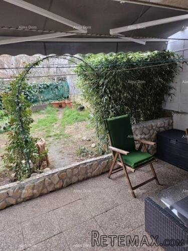 PRODAJA DVA STANA U PRIZEMLJU KUĆE S VRTOM - 2