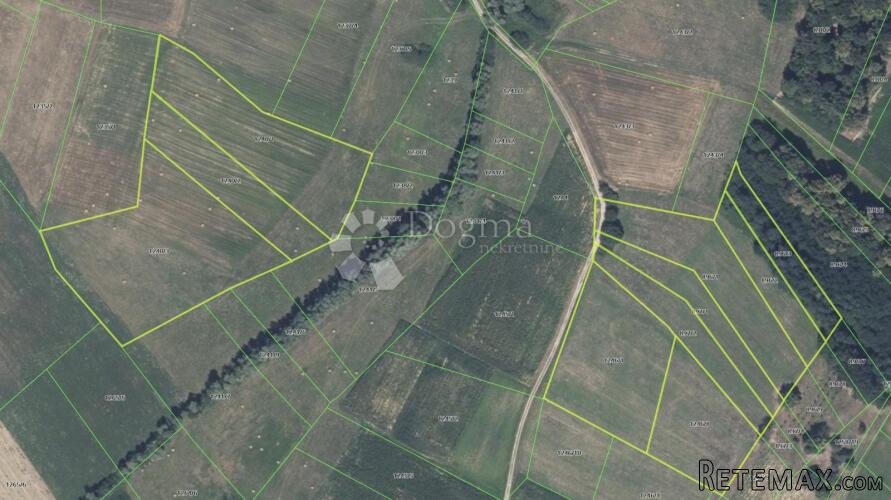 Poljoprivredno zemljište 3,7 ha – Pogančec - 3