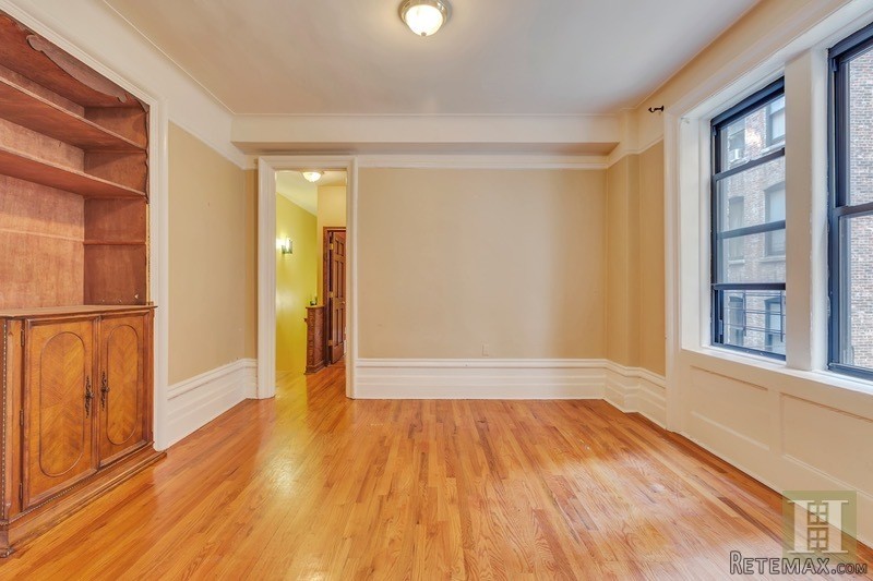 1 bedroom Apartment For Sale: 528 WEST.. - 2