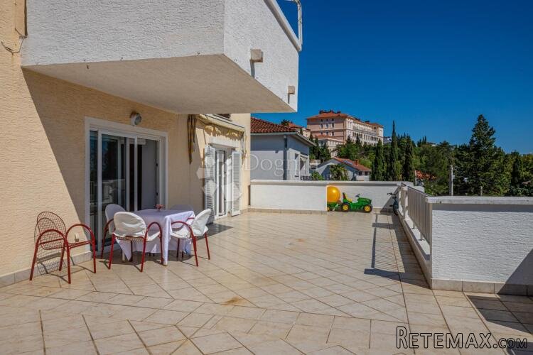 APARTMAN CRIKVENICA S NEODOLJIVIM POGLEDOM NA MORE - 2