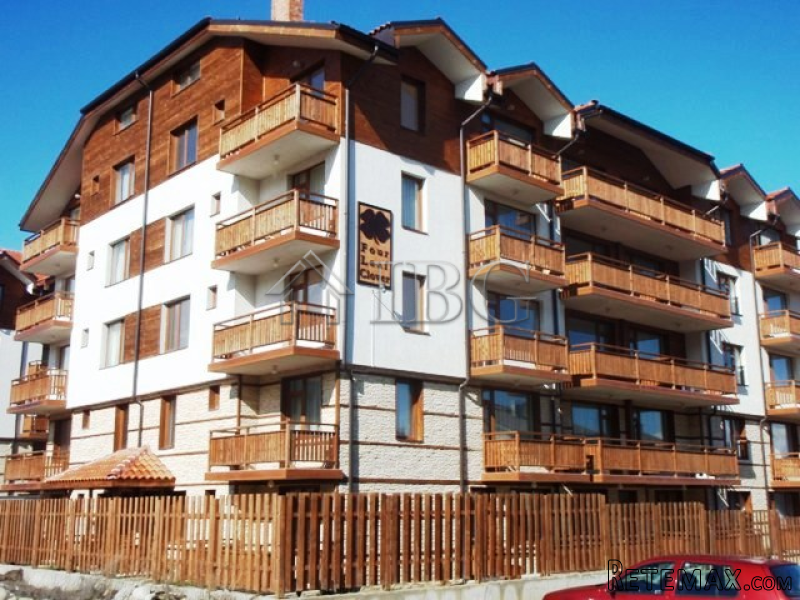 Resale of a spacious 1-bedroom..