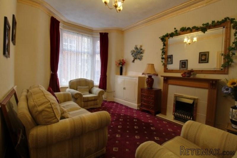 6 bedroom, Terraced House house for sale - 2
