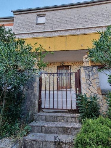 Zadar, Donji Karin, 158m2, 6 soba, okućnica, pogled na more