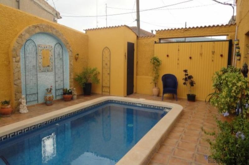 Corner terraced house, private pool and.. - 2