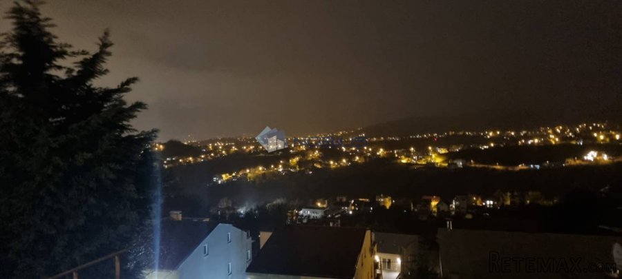 Zagreb, Šestine, dvoetažni stan s vrtom i bazenom, površina..