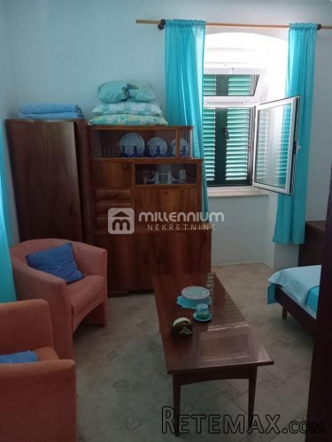 Mali Lošinj, 200m2, samostojeća kuća, 2. red od mora - 2