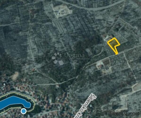 Veliko poljoprivredno zemljište u Zatonu - 2