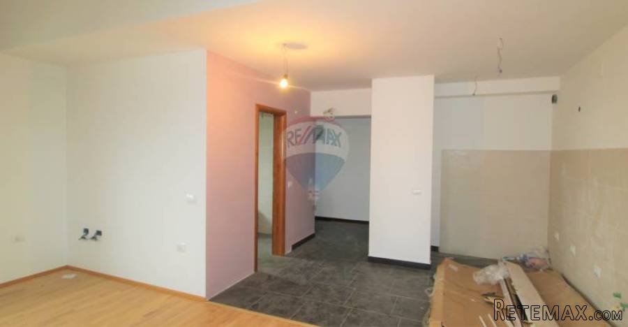 UMAG-PREDGRAĐE, PROSTRAN STAN S GALERIJOM - 3