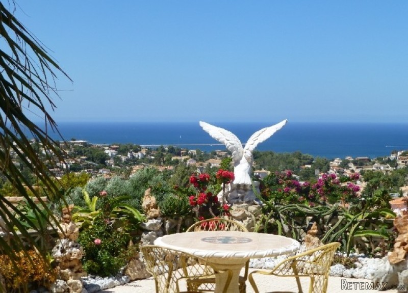 V1605 - Villa In Denia At The Montgo..