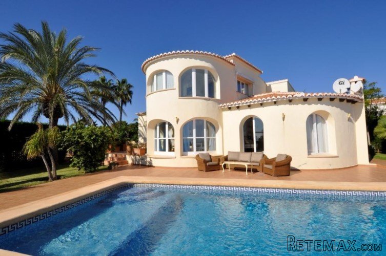 Villa.. - 3