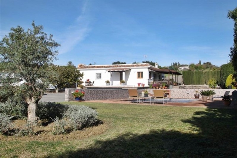 4 Bedrooms - Villa - Malaga - For Sale