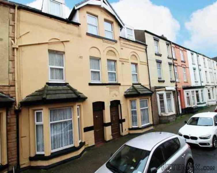 6 bedroom, Terraced House house for sale