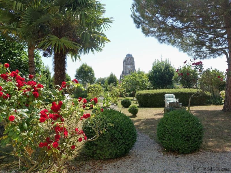 Sale House Saintes (17100) Rg - 2