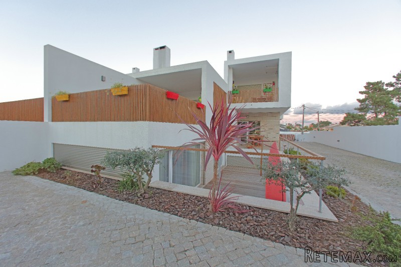Semi-detached house T6+1