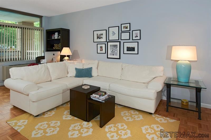 1 bedroom House For Sale: 35 N.. - 2