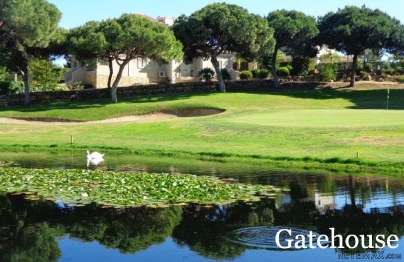 Vila Sol Apartment For Sale in Algarve
