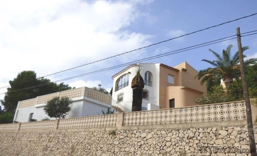 Beautiful villa for sale in Jávea, 2 kilometres from Arenal.. - 2