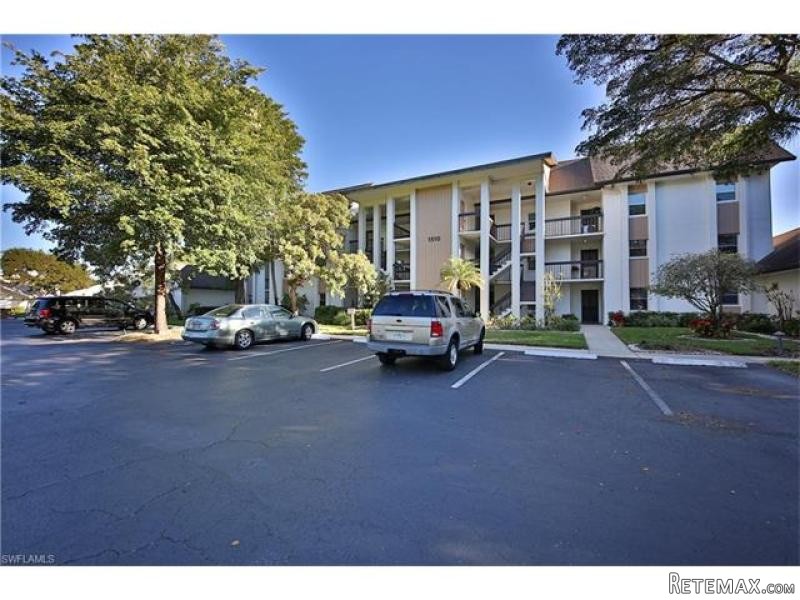 3 bedroom Condominium For Sale: Naples.. - 2