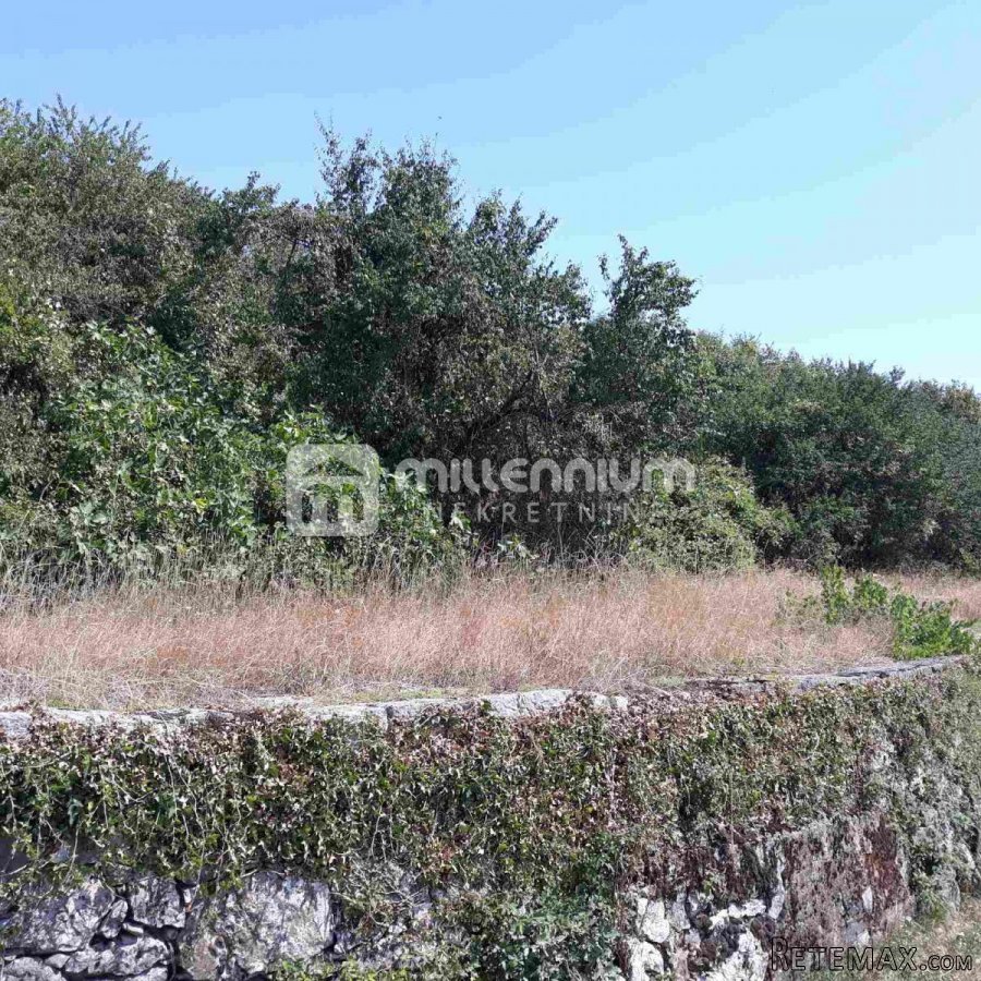 Viškovo, građevinsko zemljište, 1.643m2