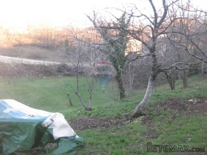 Viškovo,Mavri,Građevinsko zemljište,1600m2,za 107000,00€ - 3