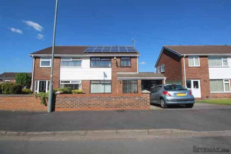 3 bedroom, Semi-detached House house..