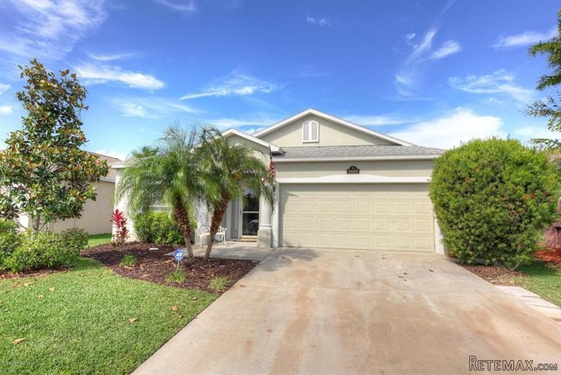4 bedroom Detached House For Sale: 5689..