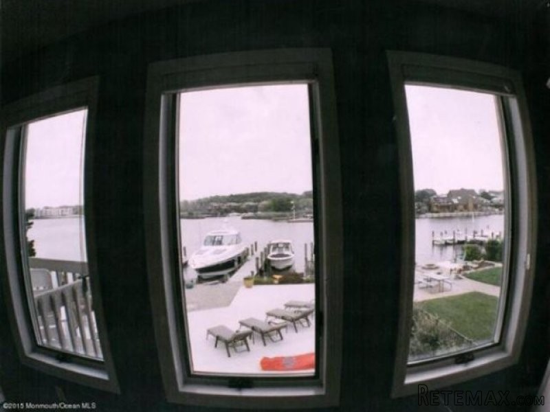 3 bedroom Flat For Sale: 648 Harbor.. - 2
