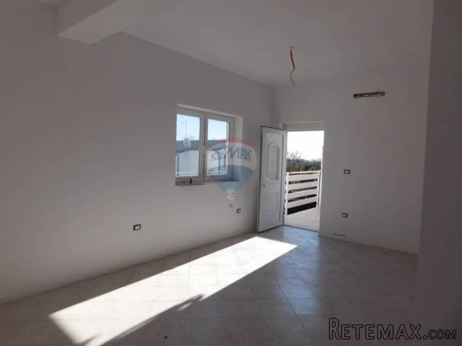 Valica - Stan na prvom kat, 60m2 PRILIKA! - 5