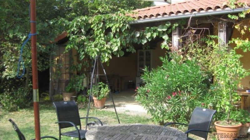 5 Bedrooms - House - Midi-Pyrenees -..