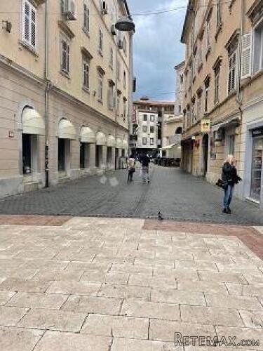 Centar -poslovni prostor 16m2 na par koraka do Korza - 2