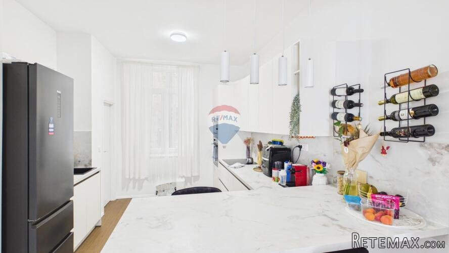 Rijeka, Centar, Luksuzno adaptiran stan, 65m2 - 3