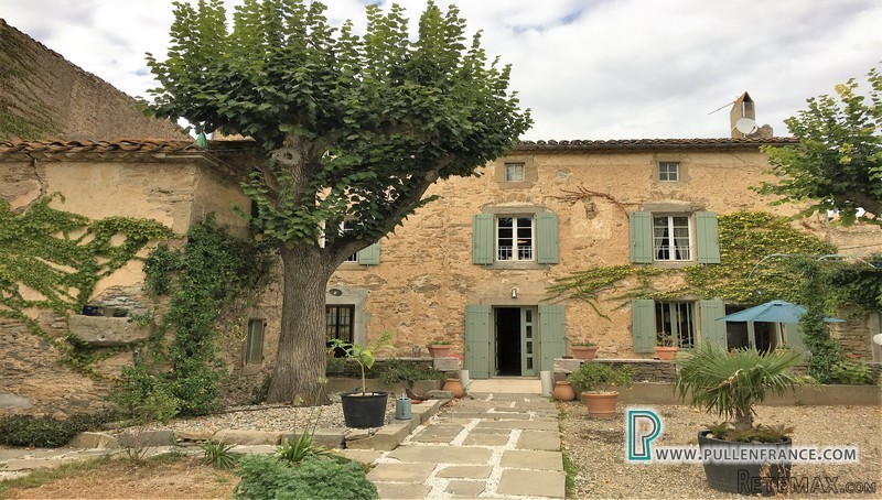 Enchanting Country House With Large..