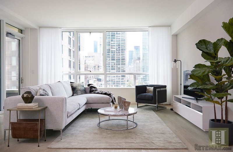 2 bedroom Apartment For Sale: 301 EAST..