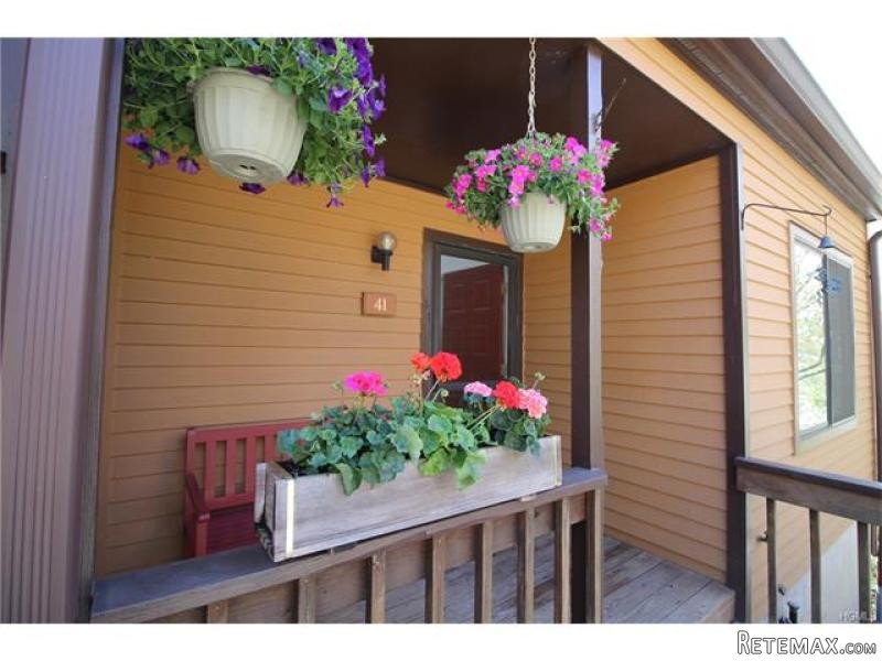 2 bedroom House For Sale: 41 Touchstone.. - 2