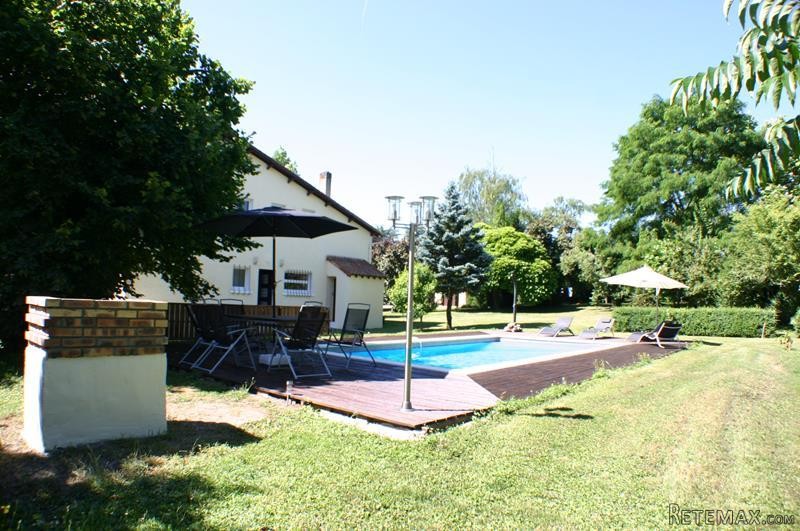 House With Pool In The Pretty Town Of..