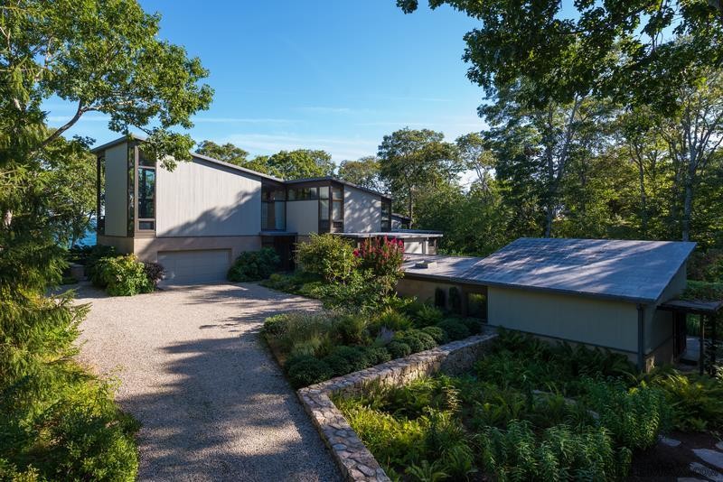4 bedroom House For Sale: 77 Fay Road..