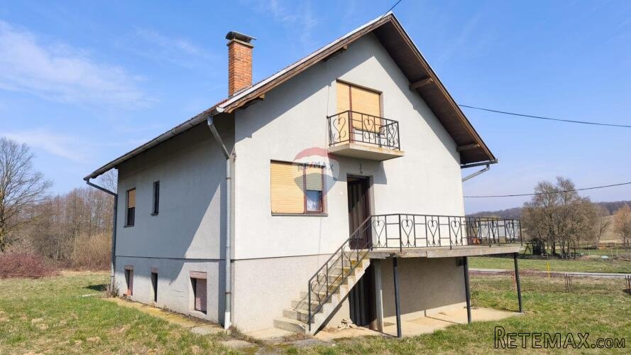 Kutinska Slatina – obiteljsko imanje s dodatnim građevinskim - 3