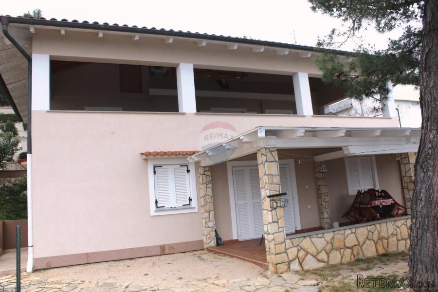 OTOK CRES, MARTINŠĆICA - OBITELJSKA KUĆA, PARKING, POGLED - 4