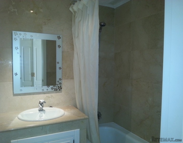 3 Bedrooms Apartment For Sale