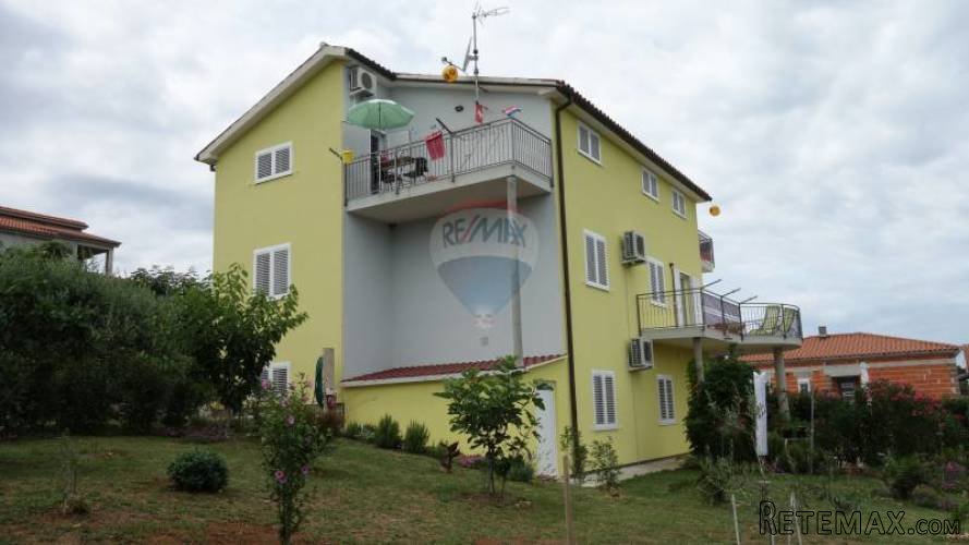 Istra; Banjole; Volme, apartmanska kuća