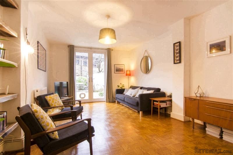 Property - London - For Sale