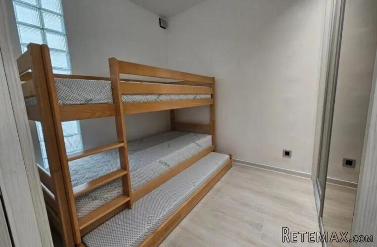 Dvosoban stan, Bar(centar), 140.000Eur - 2