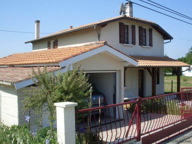 A Lovely Two Storey Property In Good.. - 2