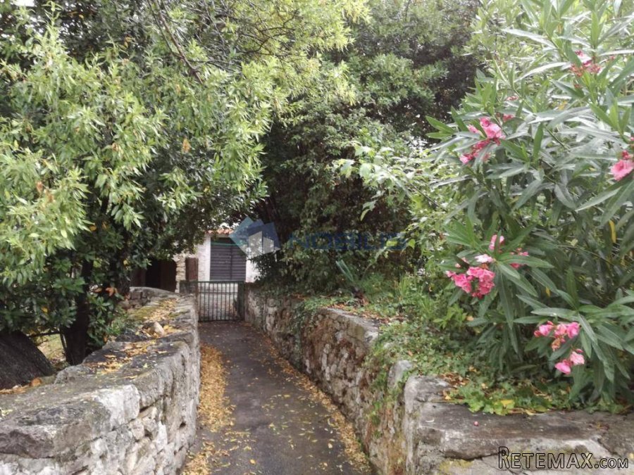 Zlarin, 150m2