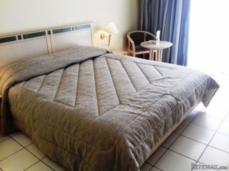 Renovated studio furnished apartment..