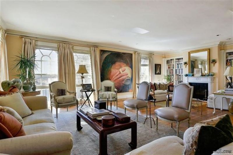 4 Bedrooms - Property - CA - For Sale