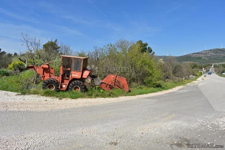 POLJOPRIVREDNO ZEMLJIŠTE GOMILINE, SEGET GORNJI - 2