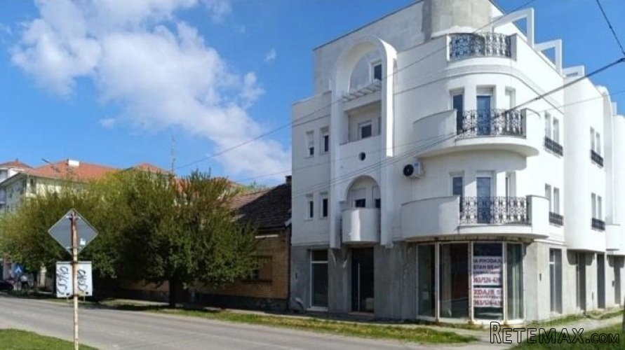 Prodajem trosoban stan u Kikindi - 2